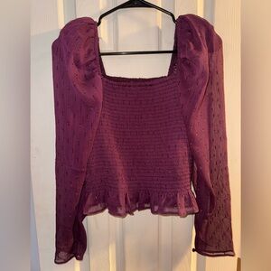 Brand new Express fitted top with poof shoulders!